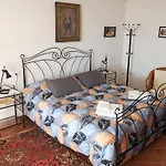 Tra Gli Ulivi B&B 피에트라리구레