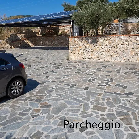 Tra Gli Ulivi Pietra Ligure