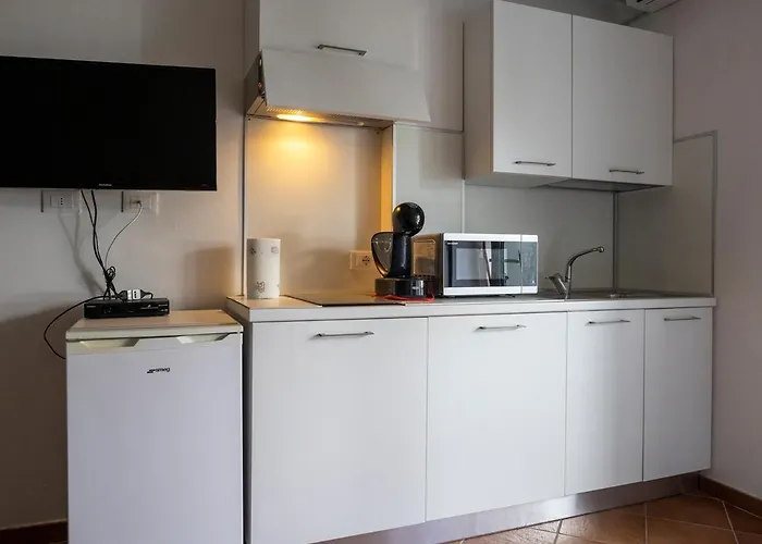 Tra Gli Ulivi Pietra Ligure