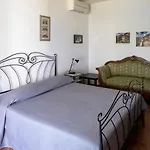 Tra Gli Ulivi Bed & Breakfast