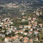 Tra Gli Ulivi Pietra Ligure