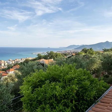 Tra Gli Ulivi * Pietra Ligure