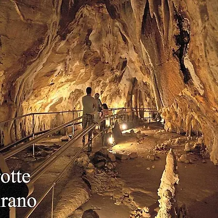 Tra Gli Ulivi Bed & Breakfast 4*