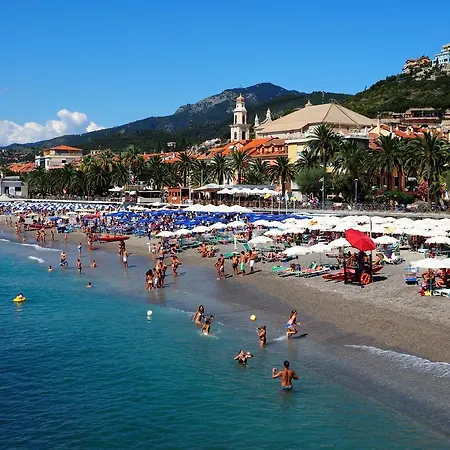 Tra Gli Ulivi Pietra Ligure