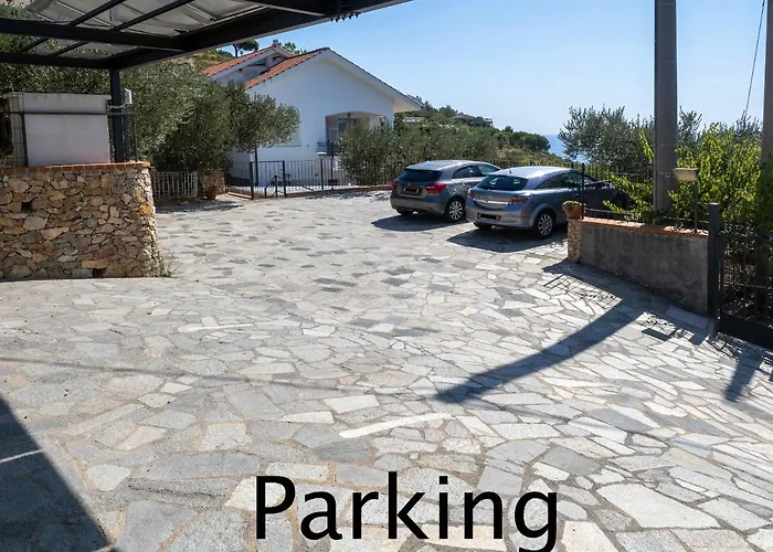 Tra Gli Ulivi 3* Pietra Ligure