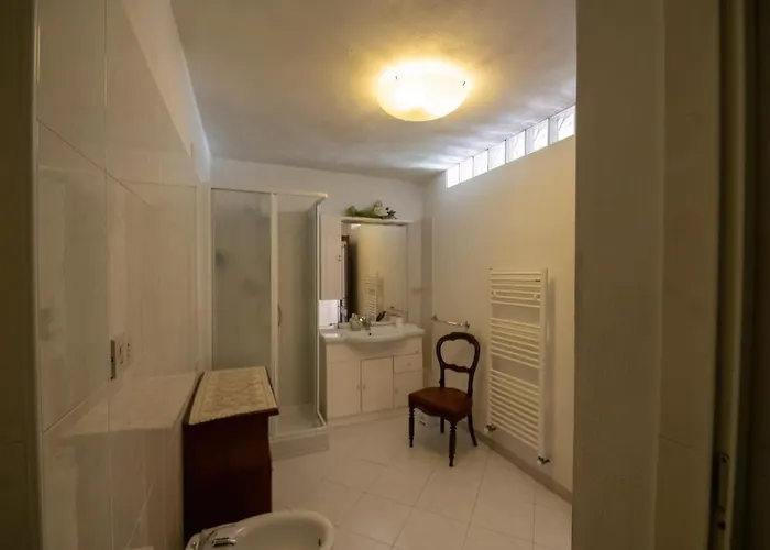 Tra Gli Ulivi Pietra Ligure