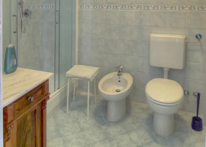 Bed & Breakfast Tra Gli Ulivi Pietra Ligure